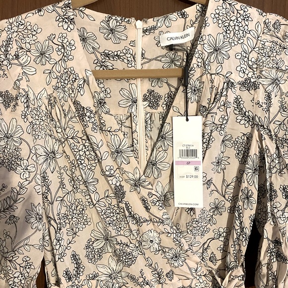 CALVIN KLEIN Petite Printed Faux-Wrap Dress Color Blossom Multi Size 6P - Picture 4 of 5